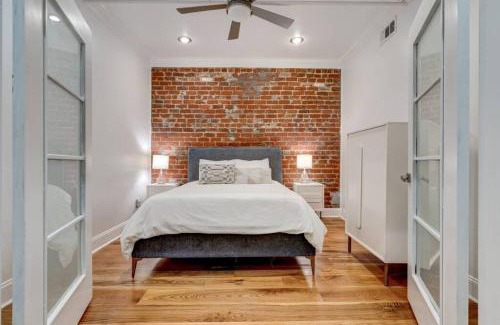 Central Business District House | Chic Condo Near French Quarter Stay