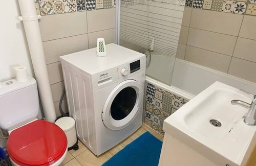 Cret de Roc Apartment | Chic & Cosy F1 Centre Gare Chateaucreux Netflix