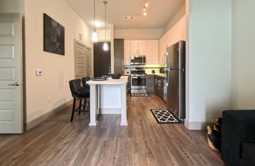 Woodlake - Briar Meadow Apartment | Chic & Cozy 1BR Apartment – Prime Houston Location!