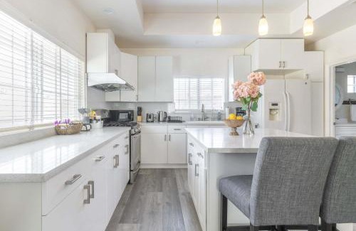 South San Gabriel House | Chic & Cozy Home - Perfect Southern California Getaway