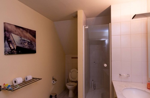 Lieshout Villa | Chic cozy villa in the woods with indoor pool and sauna
