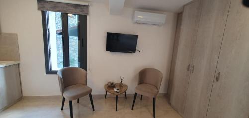 Pelentri Apartment | Chic Elegance Meets Village Gem