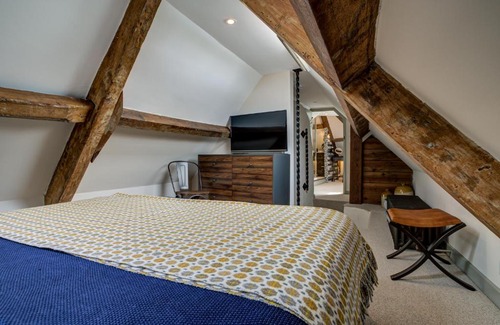 Fairford House | Chic Georgian town house in Cotswold town centre