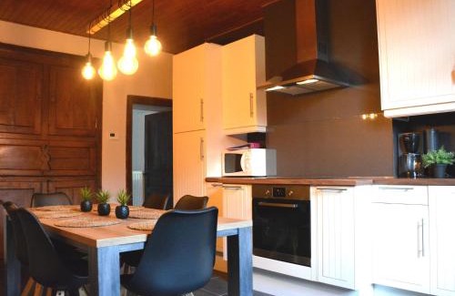Vaux-sur-Sure House | Chic Holiday Home with Garden