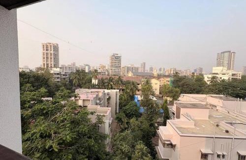 Ranwar Apartment | Chic Home - Bright 1 BHK close to Lilavati Hospital, Bandra west 602