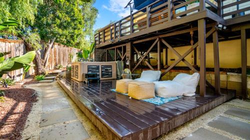 Kensington House | Chic Kensington Home - Hot Tub & Canyon Views