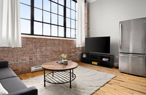 Peoria Apartment | Chic Loft in Peoria Warehouse District