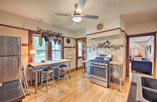 Riverwest Apartment | Chic Milwaukee Apartment in Hip Neighborhood!