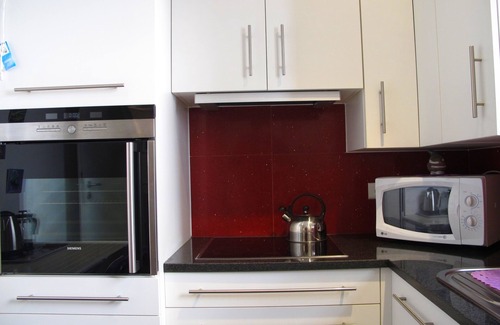 Kable Apartment | Chic Oberlin Contades