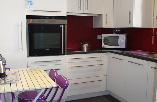Kable Apartment | Chic Oberlin Contades