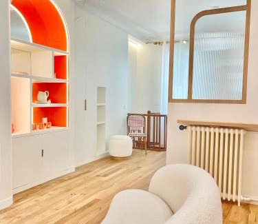 Chaillot Apartment | Chic & Rare Garden Apartment - Champs Elysées