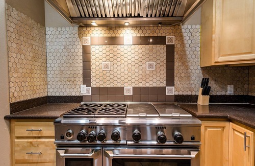 Interchange Square House | Chic Renovated Oasis: Disney & Universal Nearby by RedAwning