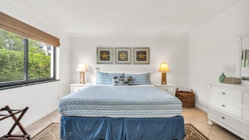 Juno Beach Apartment | Chic Seaside Condo in Juno Steps onto the Beach