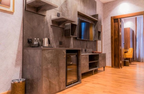 Jeddah House | Chic Suite Stay | Palette Luxury MAS