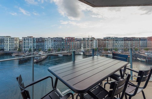 Sydhavnen Apartment | Chic Teglholmen 2BR w/ Balcony, Courtyard & W/D, nr Harbor, by Blueground