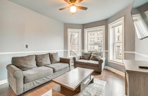 Greater Grand Crossing Apartment | Chicago Apt 3 Mi to Lake Michigan!