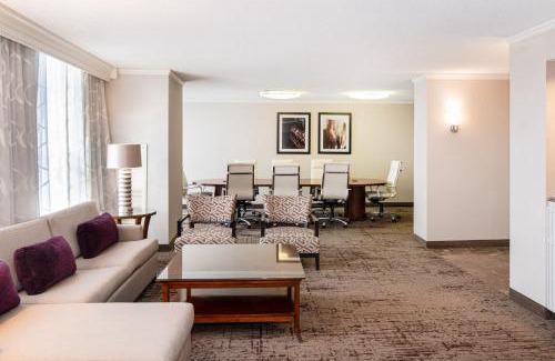 Deerfield Hotel | Chicago Marriott Suites Deerfield