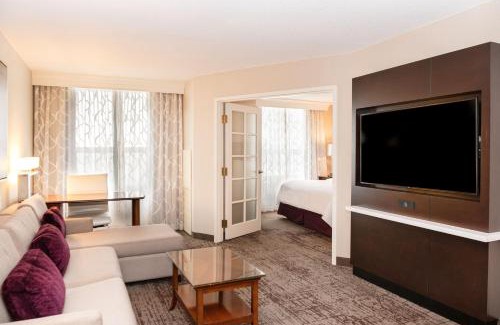 Deerfield Hotel | Chicago Marriott Suites Deerfield