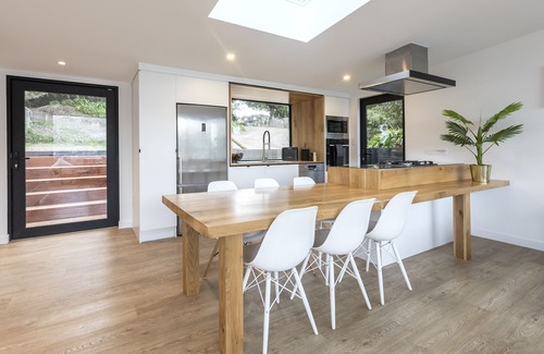 Akaroa House | Children's Bay Exclusive - Akaroa