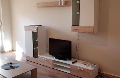 Komarom Apartment | Chill Apartman