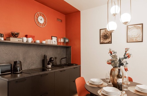Karlin Apartment | Chill in Oriental Splendour