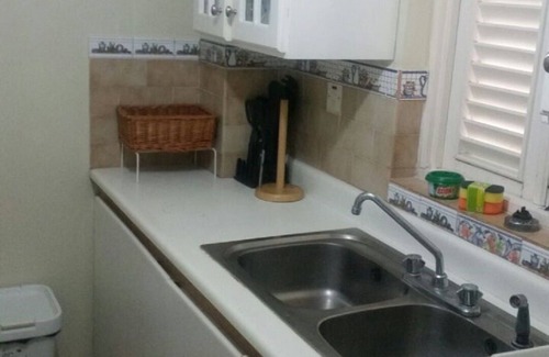River Oaks Condo | Chill On Tha Hill' Overlooking The City Of Ocho Rios.