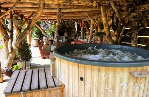 Walne House | CHILL Village
