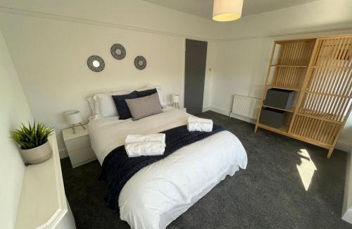 Shirley Apartment | Chilled City Pad