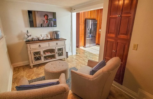 West Jefferson House | Chilly Nights, Warm Memories @ Walnut Hill Estate