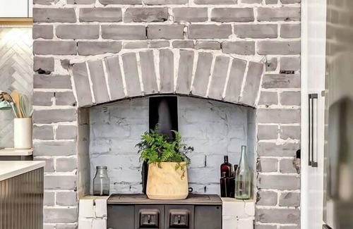 Birkenhead Cottage | Chimney Cottage Family Gem where Beach meets Port
