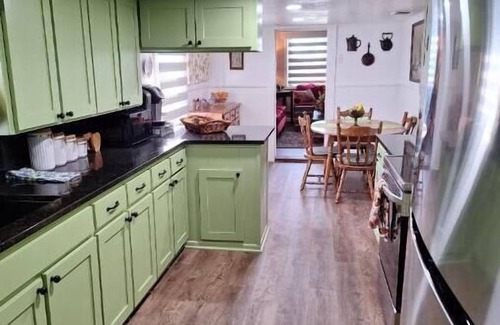 China Spring House | Chinaberry Cottage