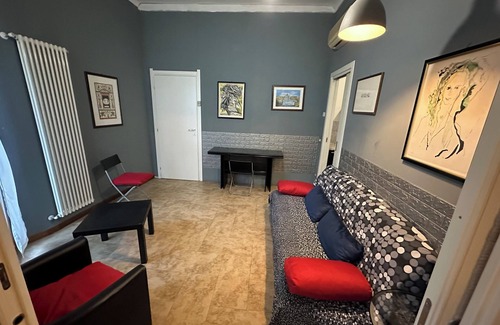 San Babila Apartment | Chiossetto House apartment in downtown Milan