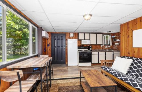 Chippewa Lake House | Chippewa Bluffs Resort - 2BR 2BA Cabins
