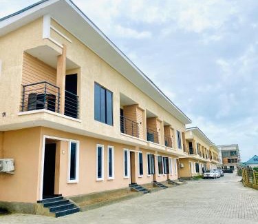 Ekrokpe Apartment | Chizzy Shortlets