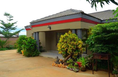 Francistown House | Chobe Kulotu Guest House