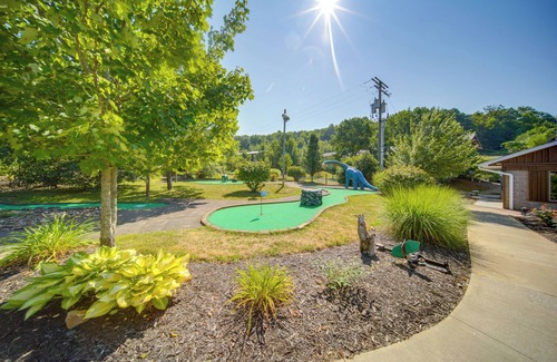 Adrian Furnace Apartment | Choo Choo Blue, Converted Railcar in Dubois!