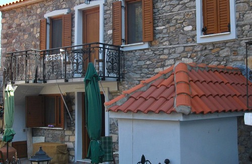 Samothrace House | Chora Samothrakis, House with courtyard