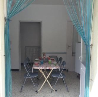 Salses-le-Chateau House | Chouette coquette