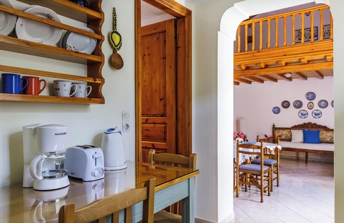 Stafylos Cottage | Christina Cottage In Stafylos, Skopelos, Greece
