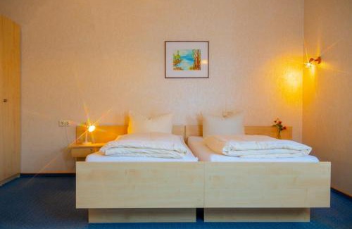 Neustadt-Lachen-Speyerdorf Hotel | Christliche Gästehäuser Weinstraße