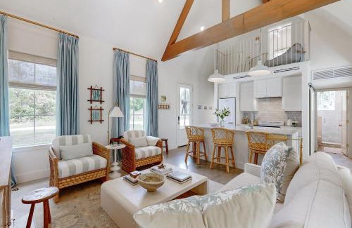 Brenham House | Christmas Hill Cottage B
