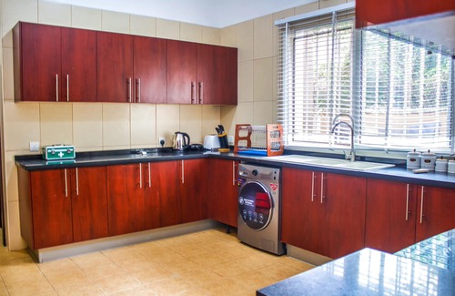 Wuse 2 Apartment | ChrisVirgy Apartments