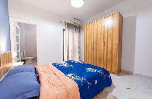 Ouakam Apartment | Chrysolite