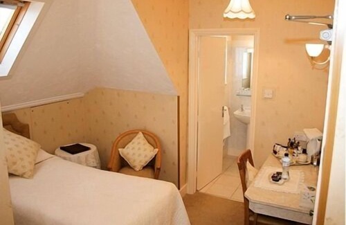 Clacton-on-Sea House | Chudleigh Hotel