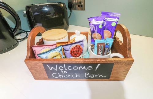 Old Somerby Cottage | CHURCH BARN, pet friendly, with open fire in Grantham