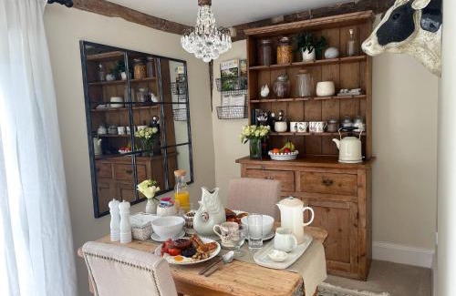 Hopton Bed & Breakfast | Church Farm