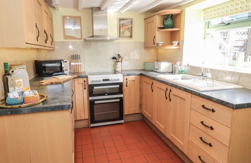 Tavistock Cottage | CHURCH HILL COTTAGE, character holiday cottage in Whitchurch, Devon