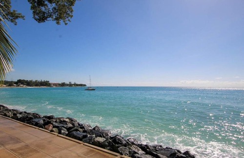 Holetown House | Church Point Cottage home by Bluescape