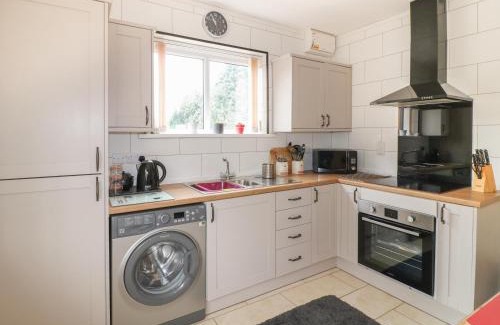 Abbots Bromley House | Church View Cottage