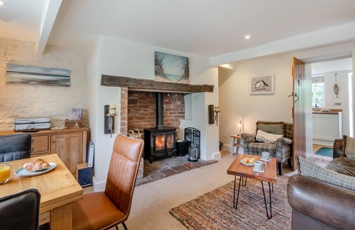 Heacham House | Church View-Heacham - Two Bedroom House, Sleeps 3